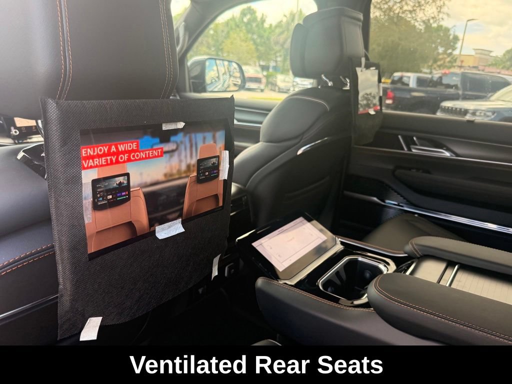 New 2026 Jeep Grand Wagoneer Summit AWD/4WD image 32
