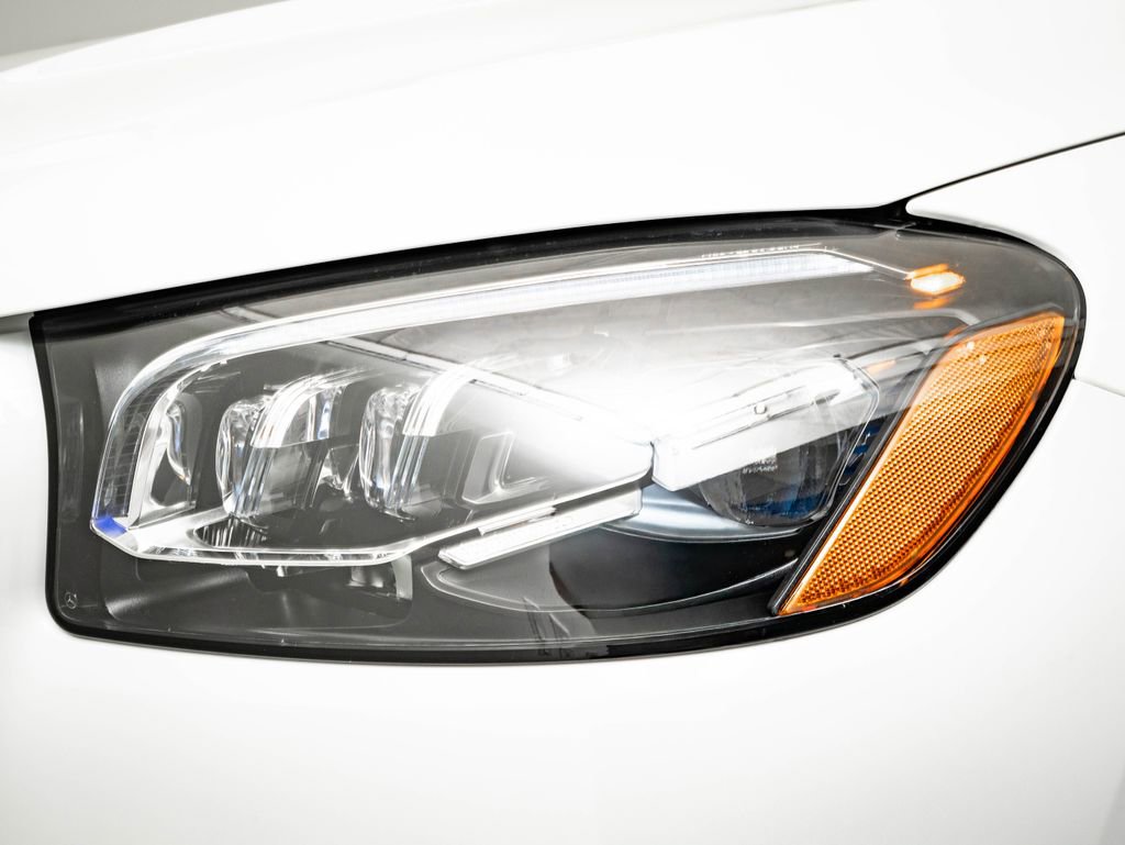 Used 2025 Mercedes-Benz GLS 450 4MATIC image 15