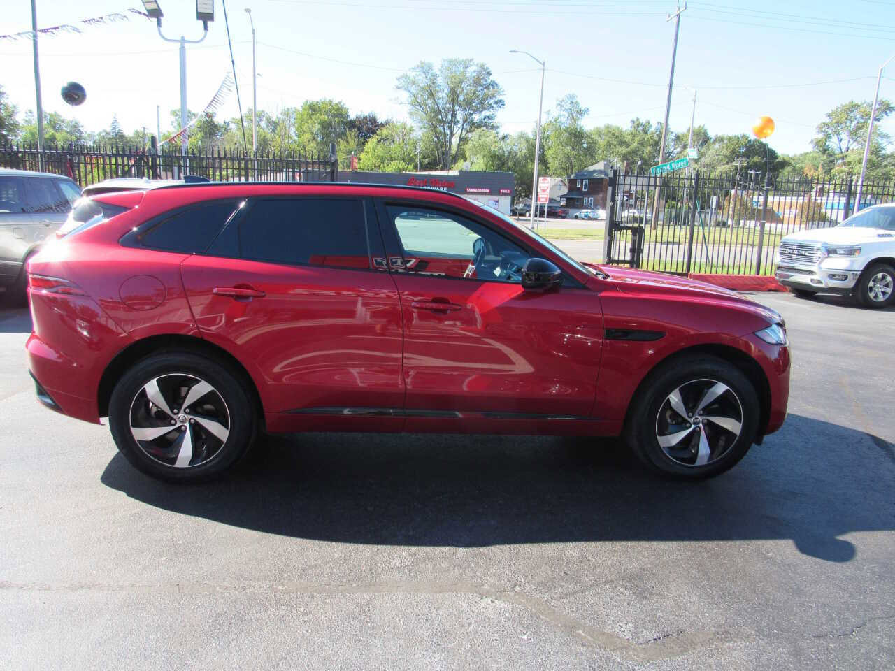 Used 2024 Jaguar F-PACE R-Dynamic S image 5