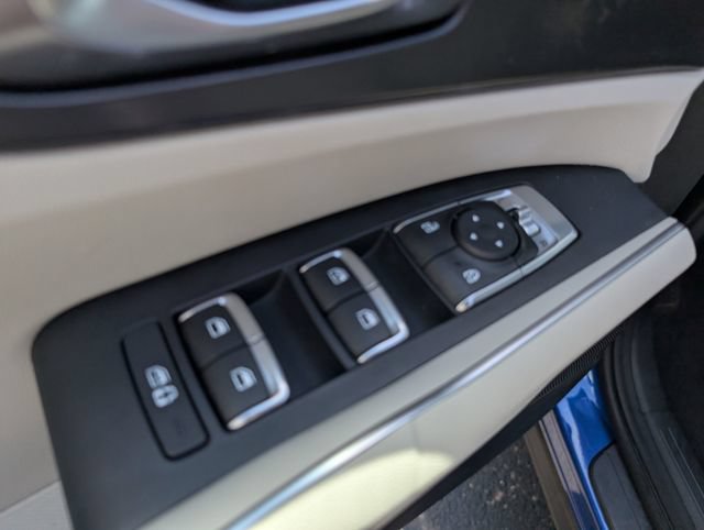 Used 2022 Kia Sorento S w/ Panoramic Sunroof Package FWD image 15