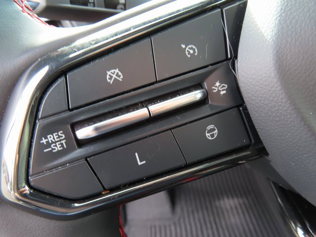 Certified 2024 Chevrolet Traverse RS w/ LPO, Floor Liner Package image 17