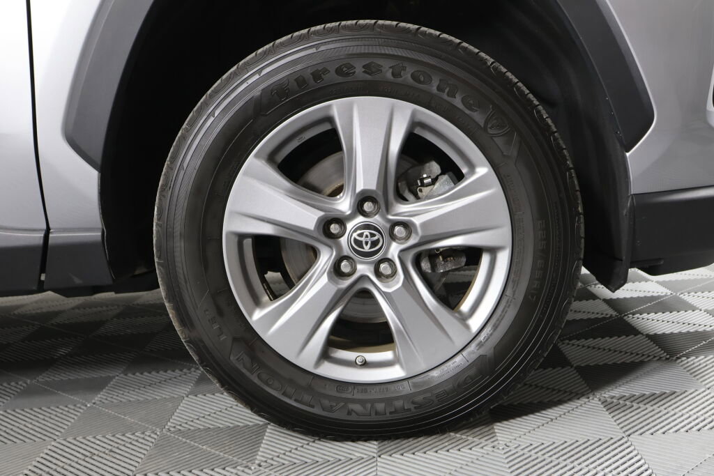 Used 2023 Toyota RAV4 LE image 6