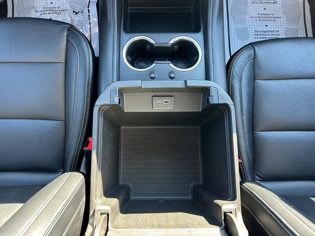 Used 2023 GMC Yukon XL SLE AWD/4WD image 15