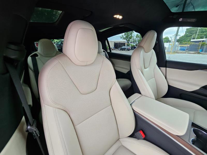 Used 2023 Tesla Model X AWD/4WD image 59