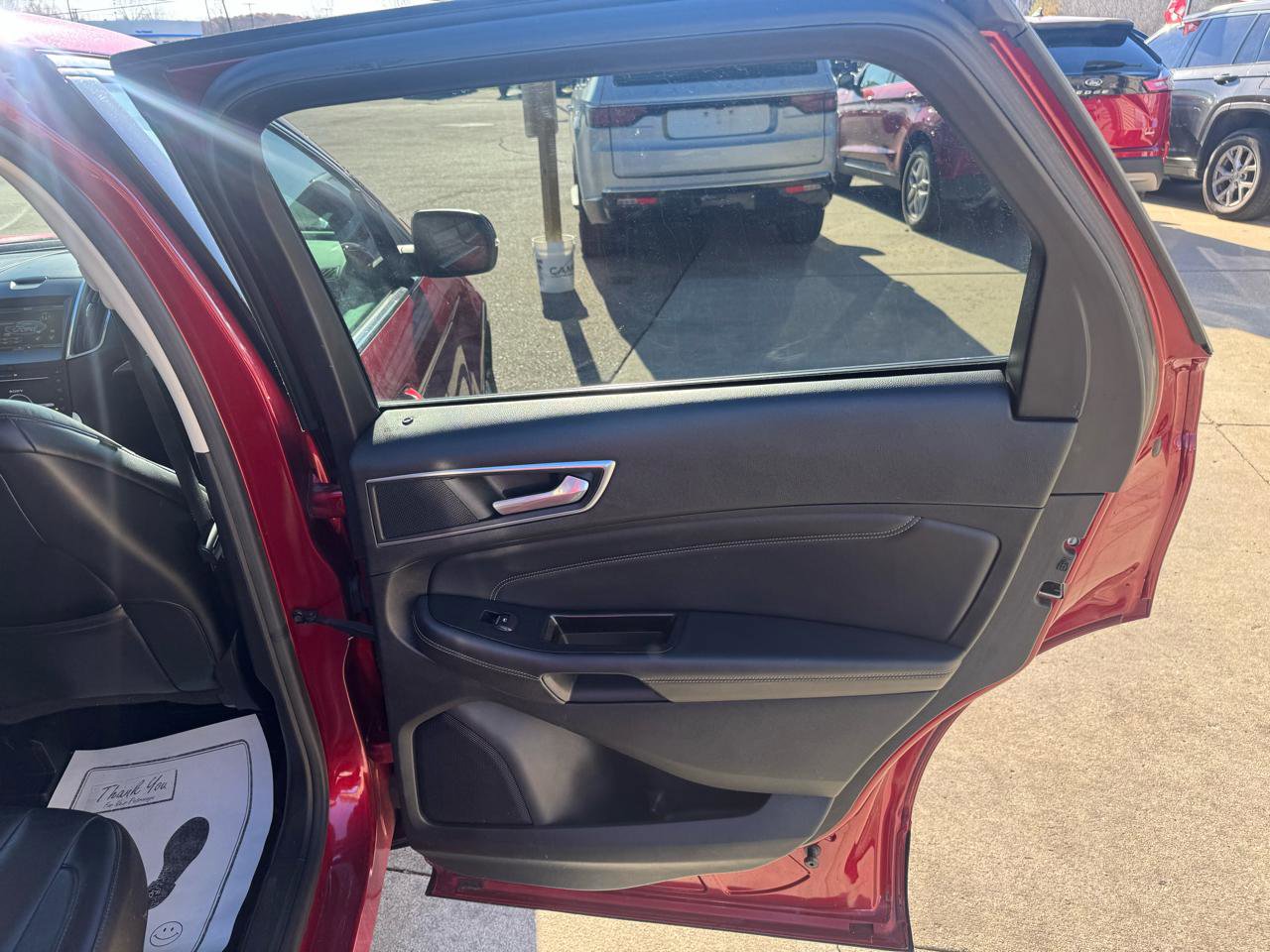 Used 2015 Ford Edge Titanium AWD/4WD image 16
