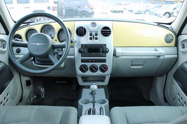 Used 2007 Chrysler PT Cruiser Touring w/ Fleet Value Group I image 15