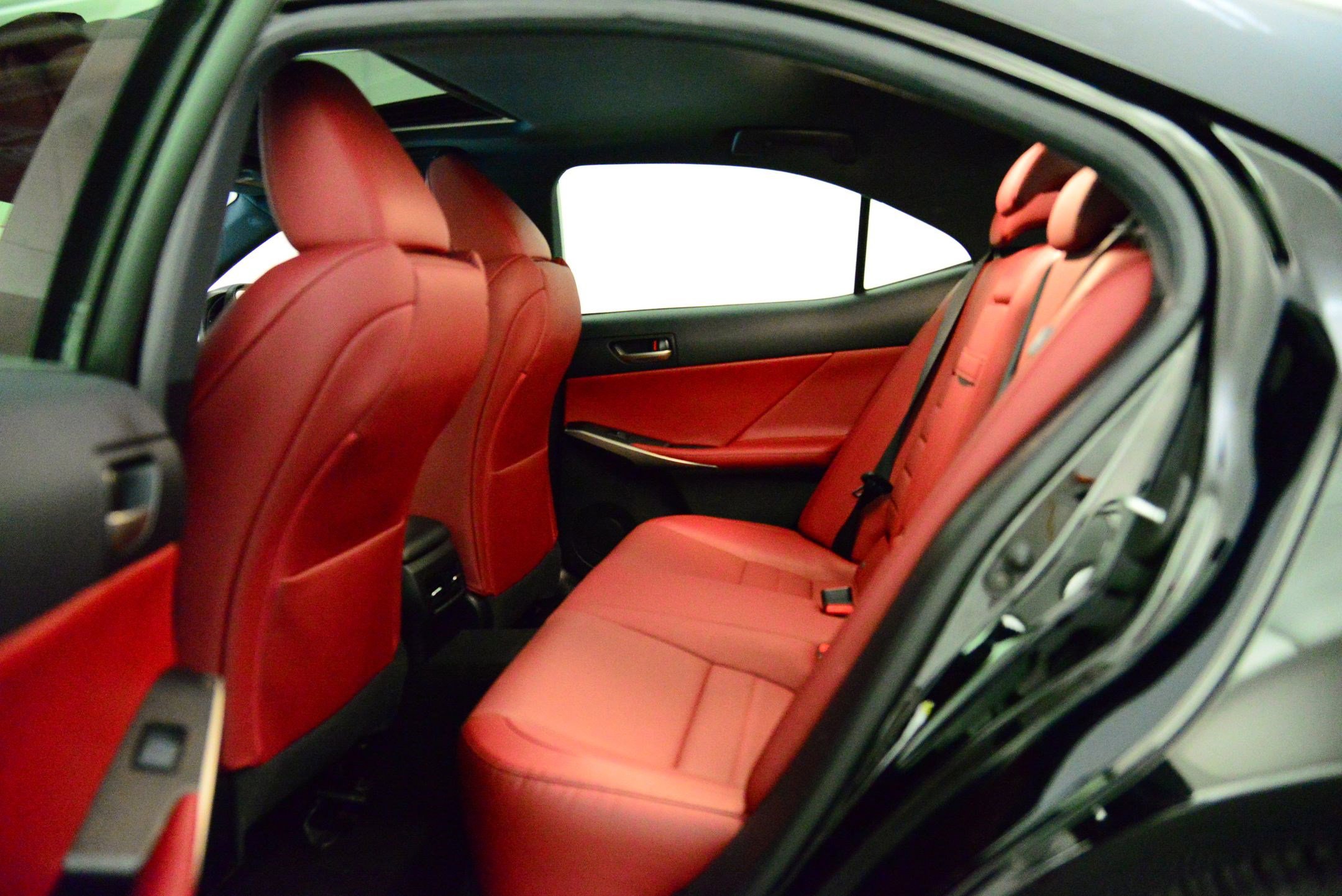 Used 2019 Lexus IS 300 AWD image 11