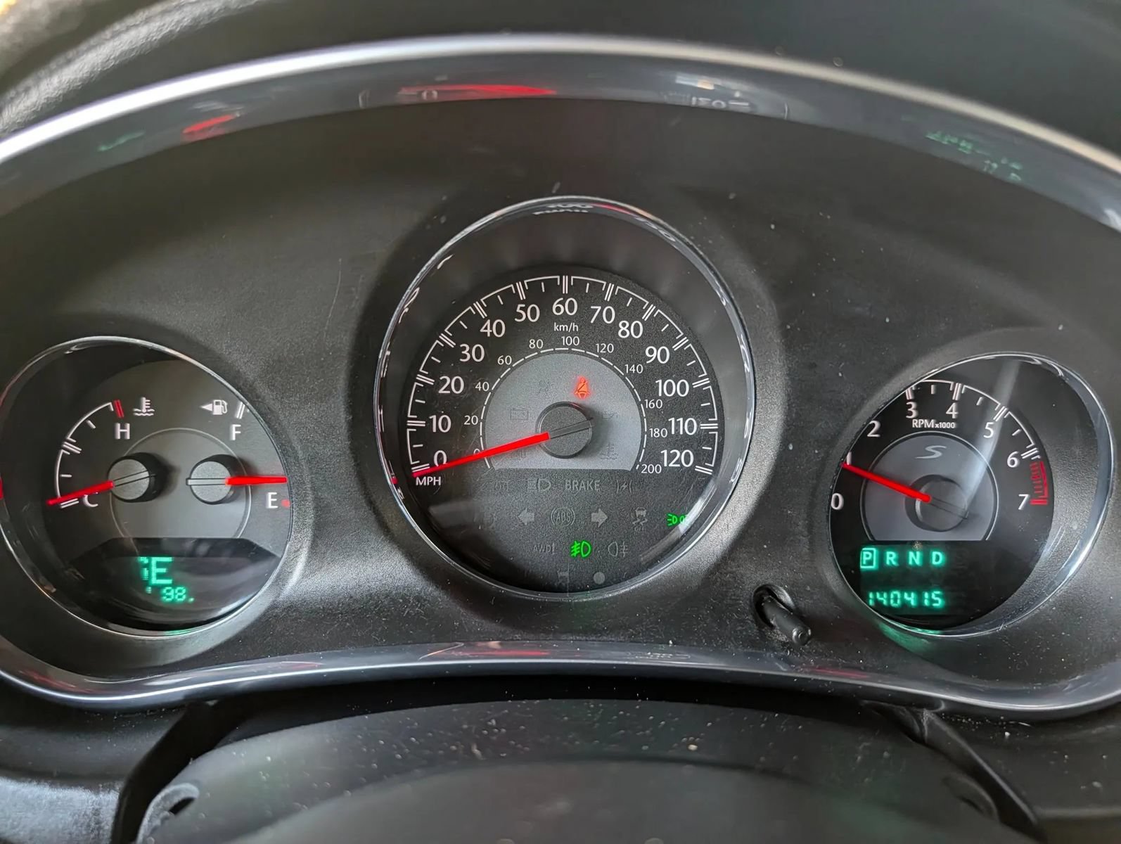 Used 2012 Chrysler 200 S FWD image 13