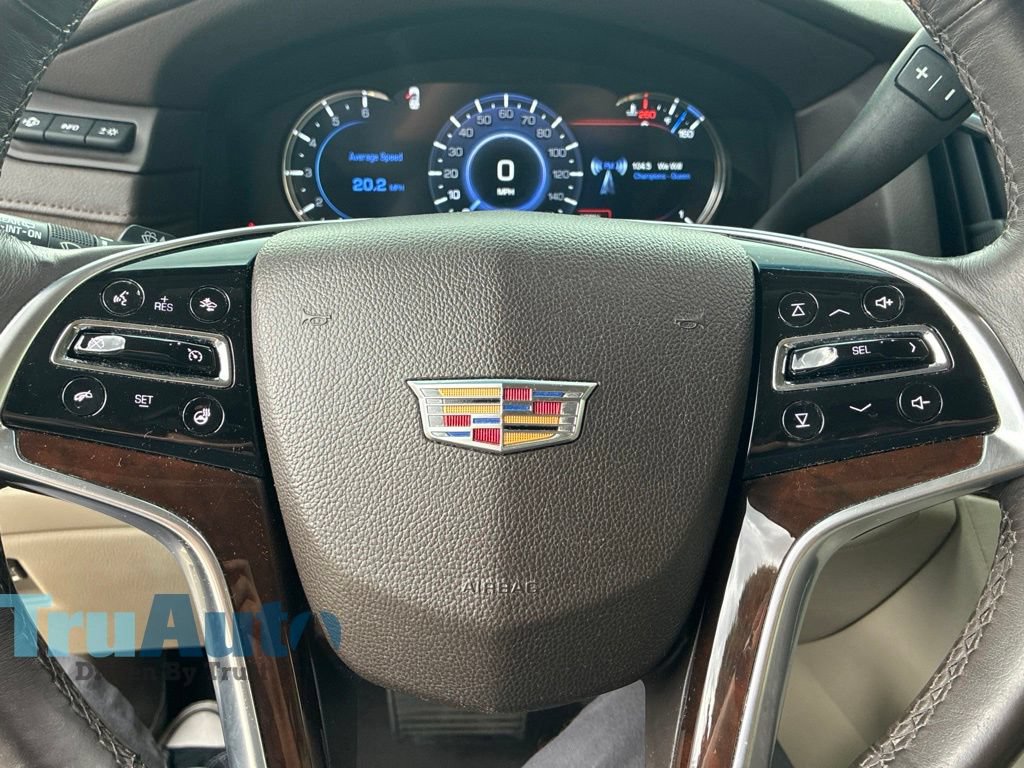 Used 2017 Cadillac Escalade Premium Luxury w/ LPO, Radiant Package AWD/4WD image 28