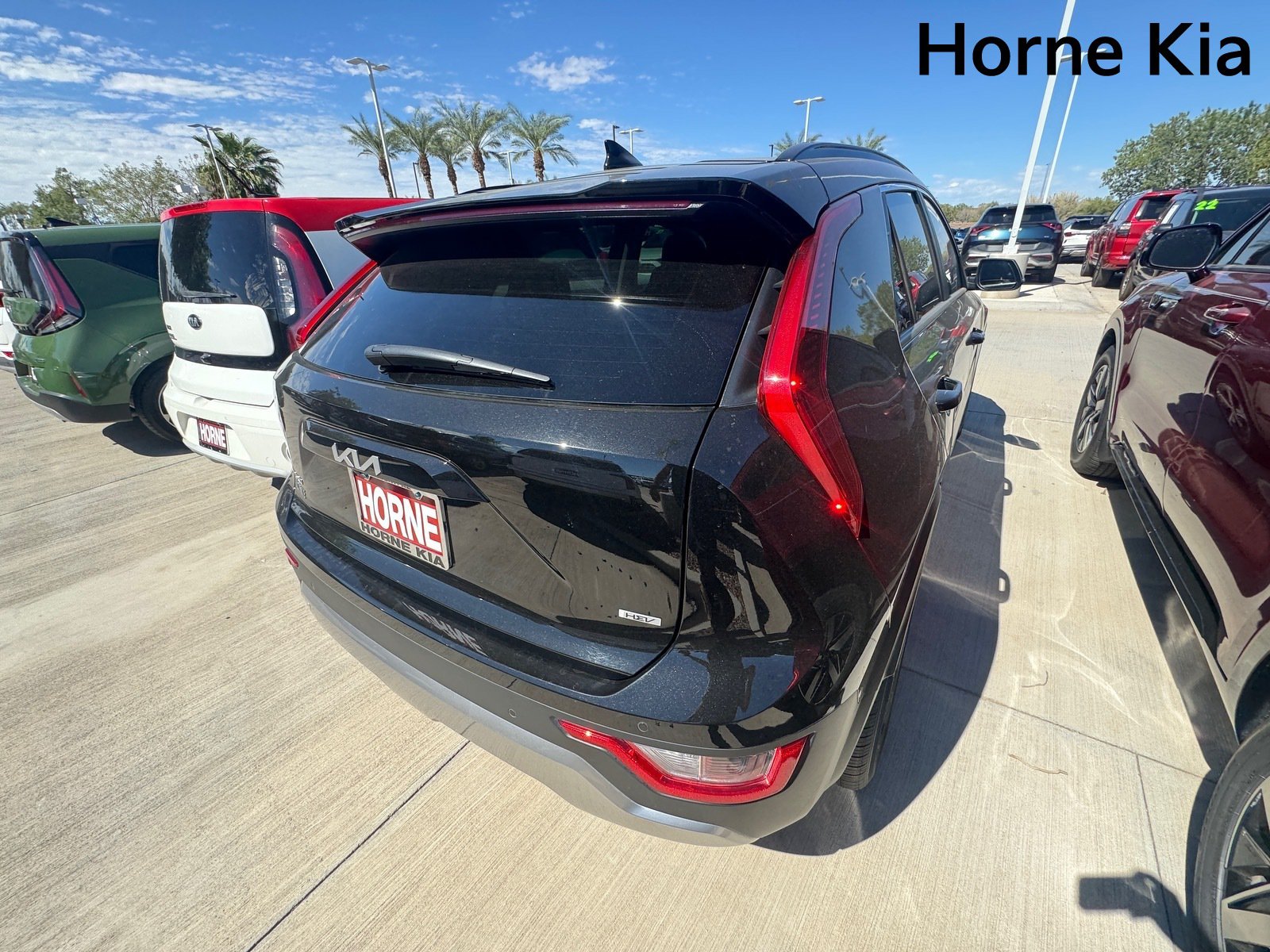 Certified 2023 Kia Niro EX FWD image 4