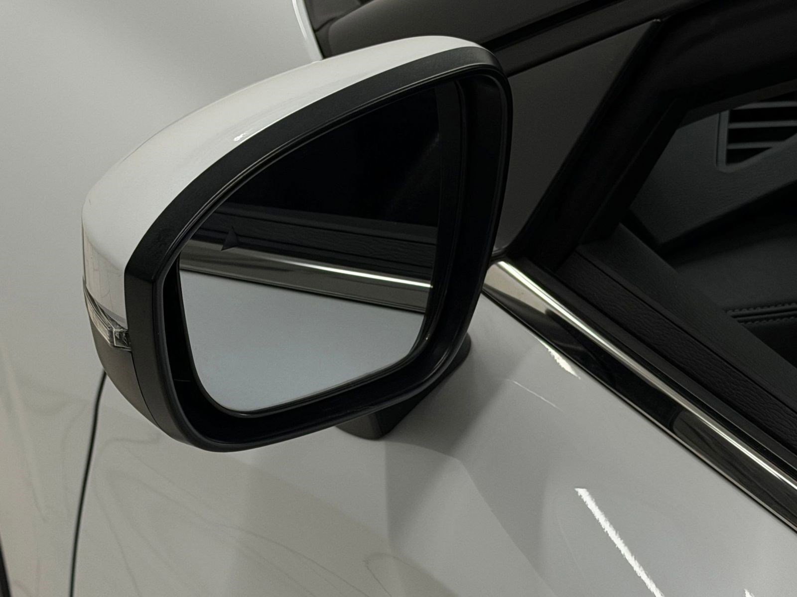 Used 2025 Mitsubishi Outlander ES image 34