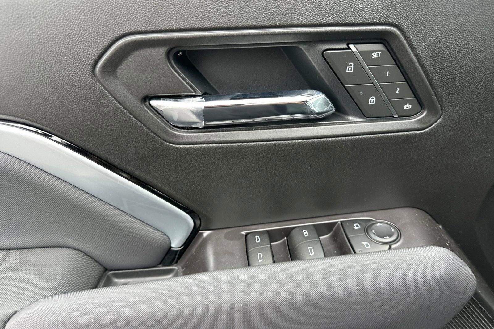 New 2025 Chevrolet Colorado Z71 w/ Technology Package image 11