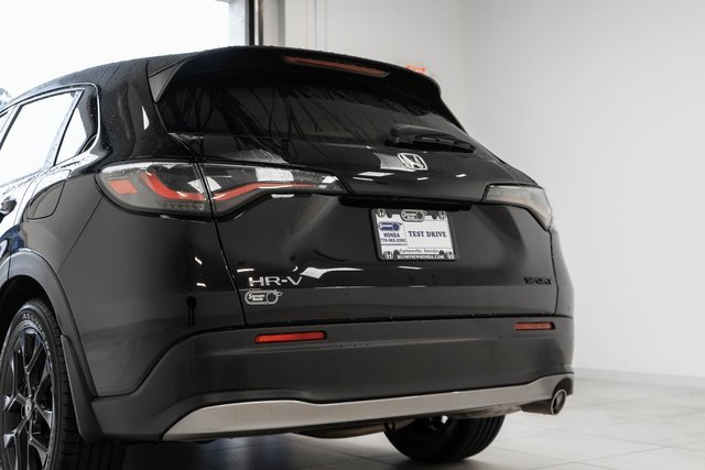 Certified 2025 Honda HR-V Sport image 8