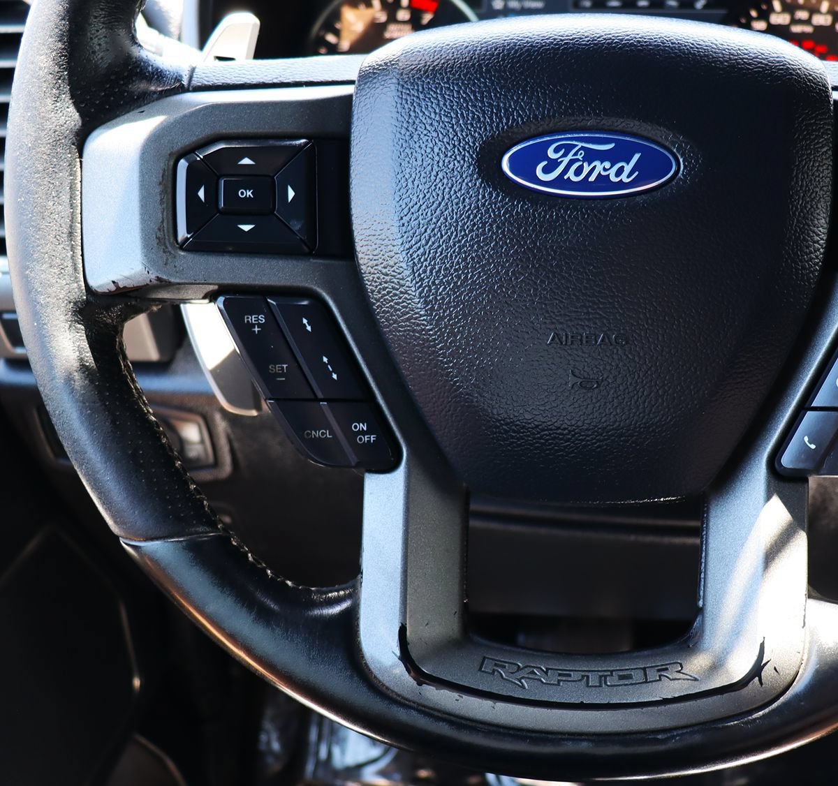 Used 2019 Ford F150 Raptor w/ Equipment Group 802A Luxury AWD/4WD image 56