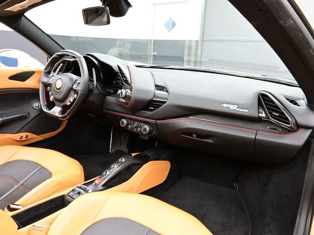 Used 2017 Ferrari 488 Spider image 13