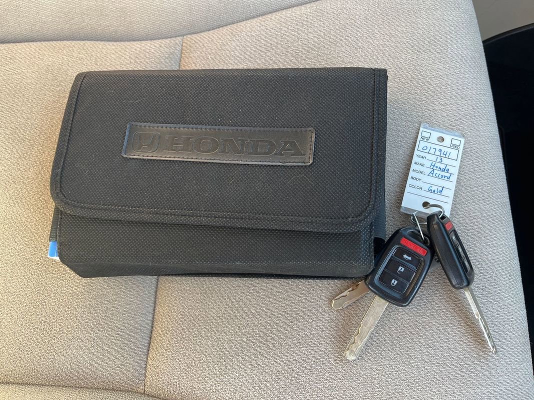 Used 2013 Honda Accord LX image 26