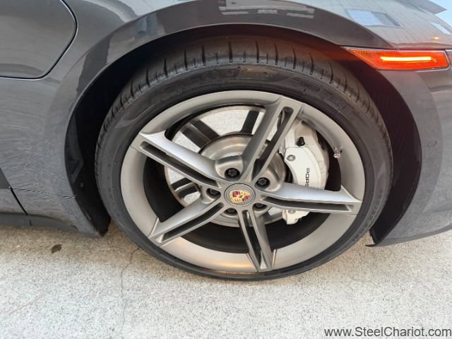 Used 2022 Porsche Taycan image 36