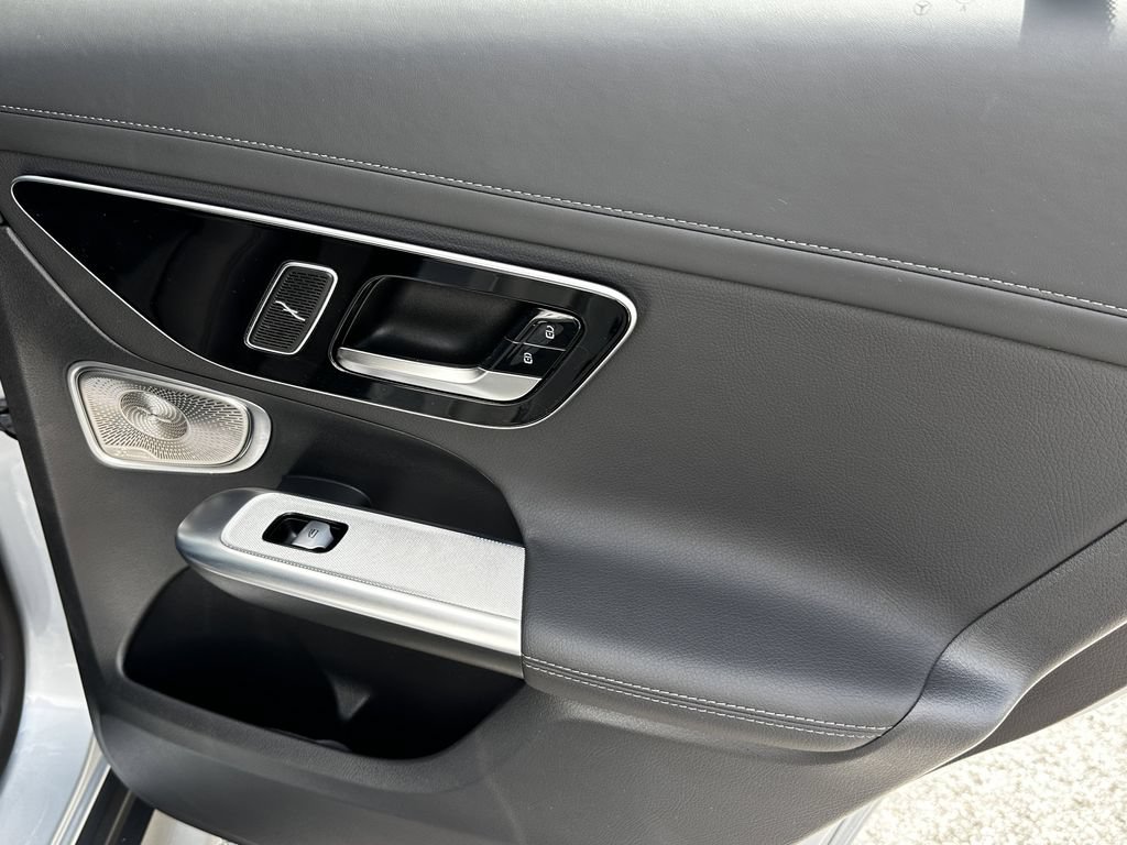 Certified 2024 Mercedes-Benz GLC 300 image 19