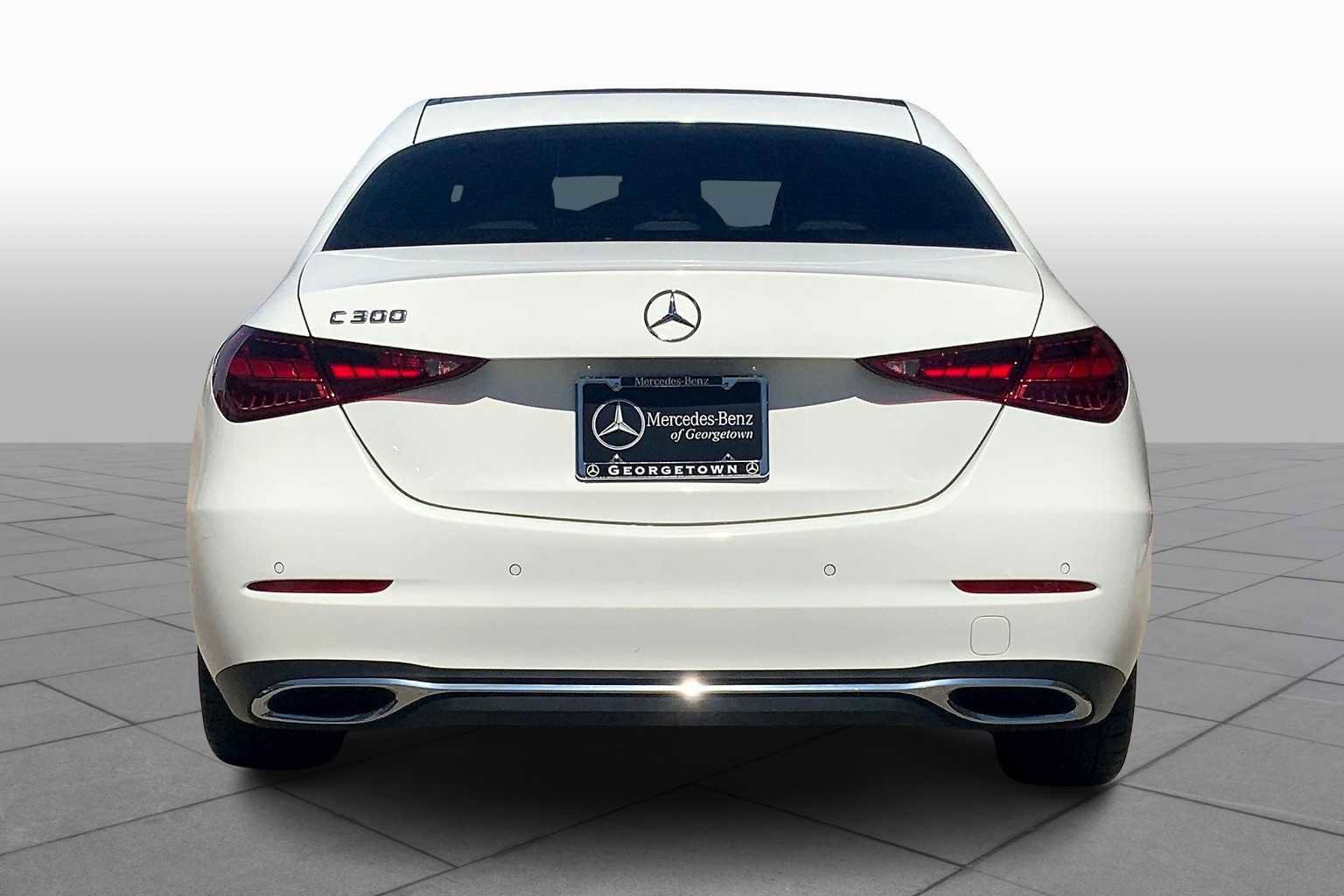 Certified 2022 Mercedes-Benz C 300 Sedan w/ Exclusive Trim Package image 5