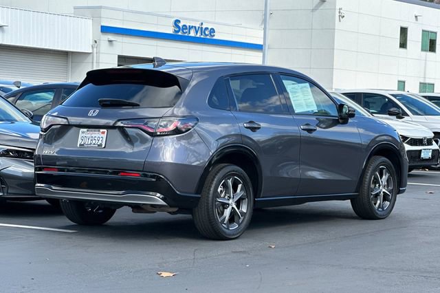 Certified 2023 Honda HR-V EX-L image 3
