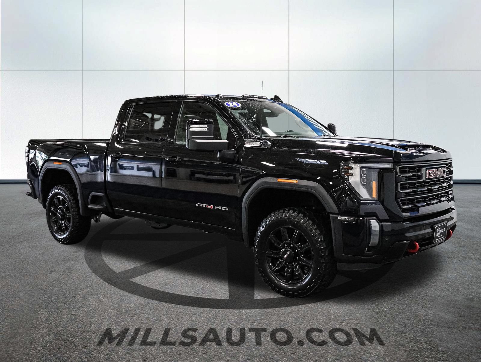 Used 2024 GMC Sierra 3500 AT4 w/ Technology Package AWD/4WD image 10