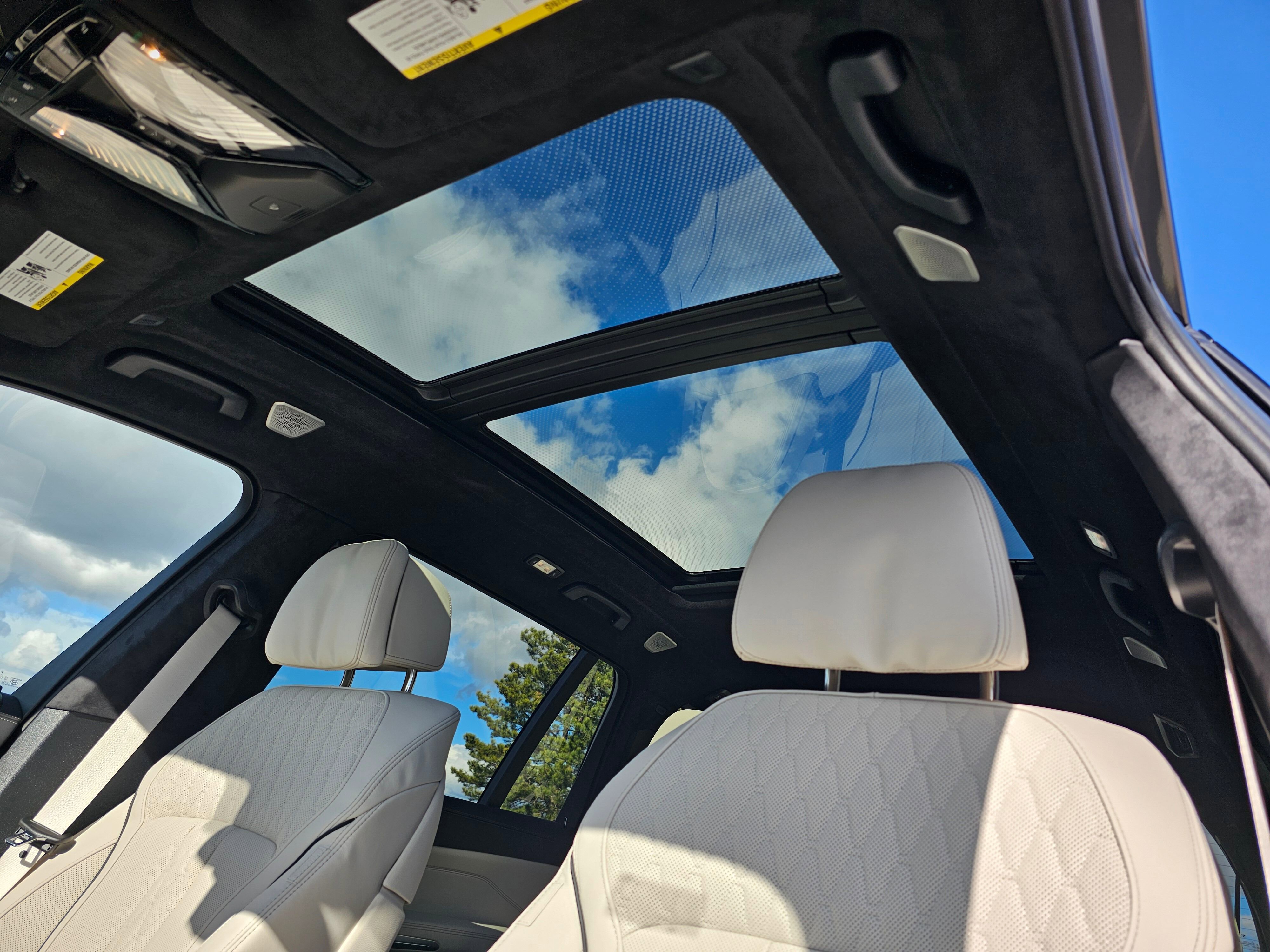 New 2026 BMW X7 M60i image 60