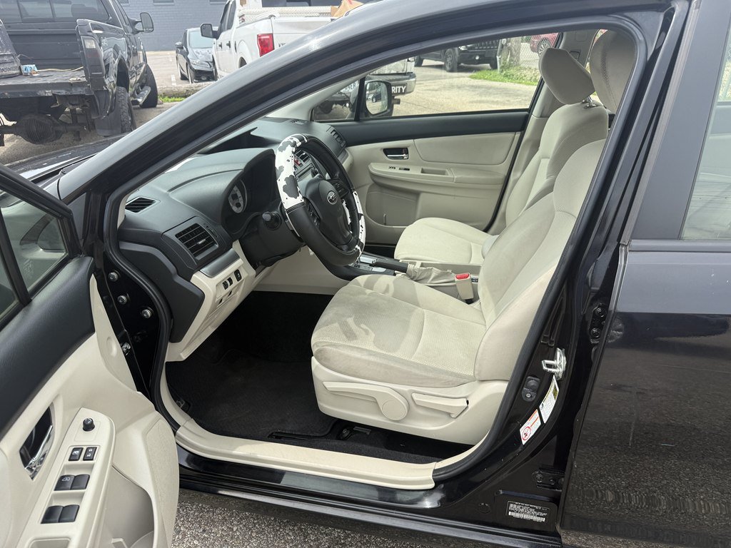 Used 2013 Subaru Impreza 2.0i Premium w/ All-Weather Pkg AWD/4WD image 12