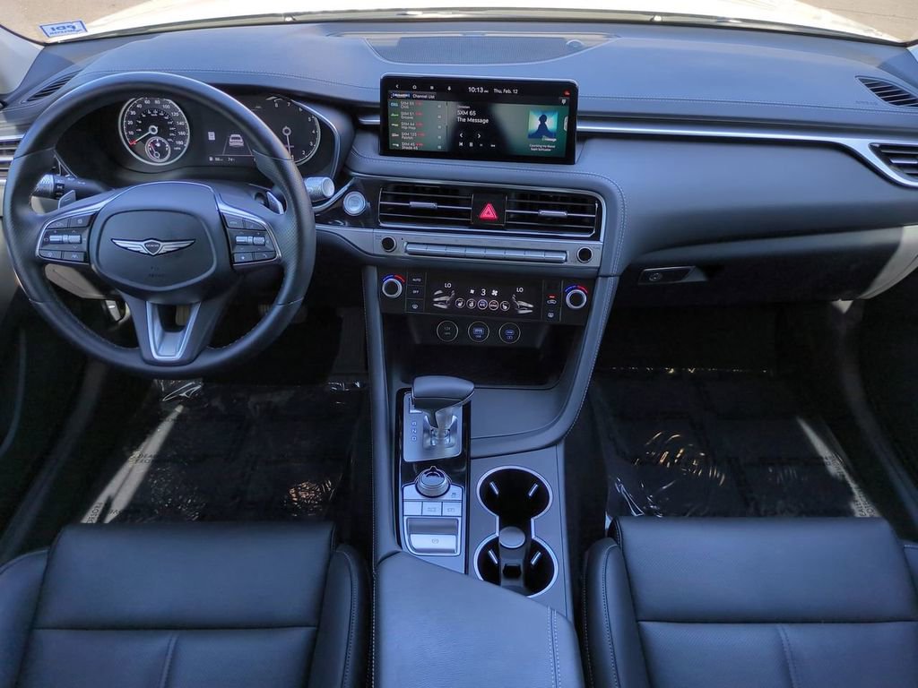 Used 2025 Genesis G70 2.5T image 13