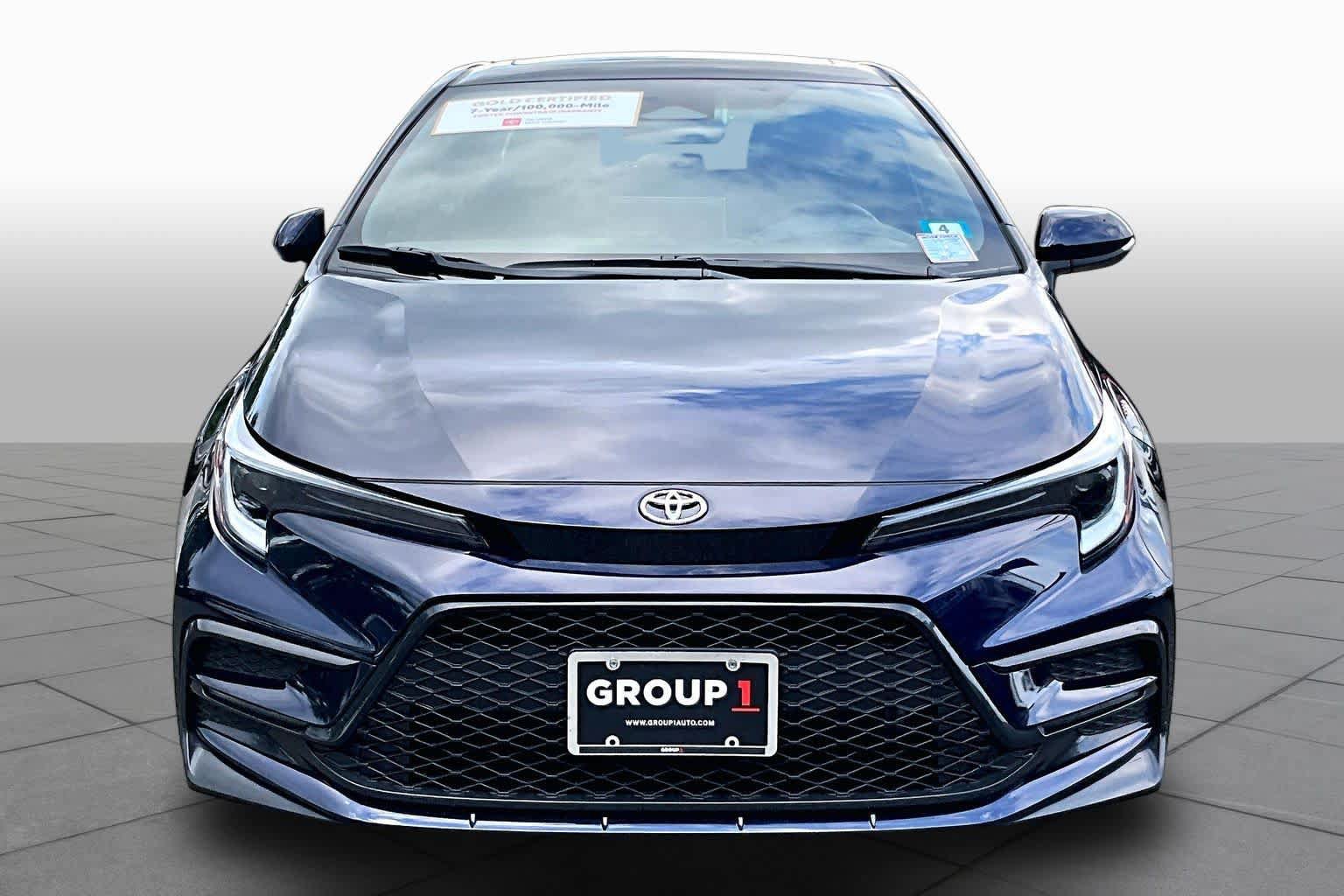 Certified 2025 Toyota Corolla SE w/ SE Premium Package FWD image 4