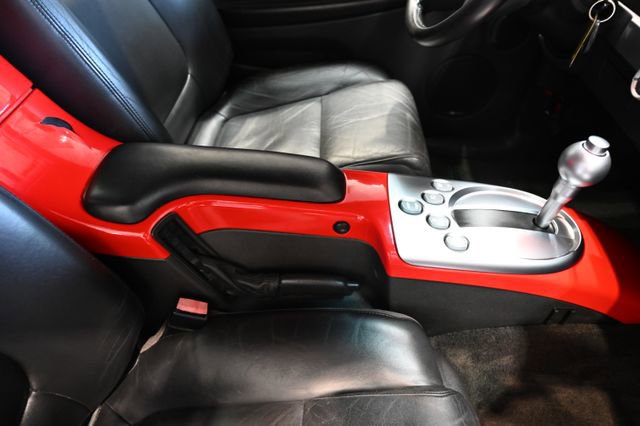 Used 2003 Chevrolet SSR w/ Preferred Equipment Group image 18