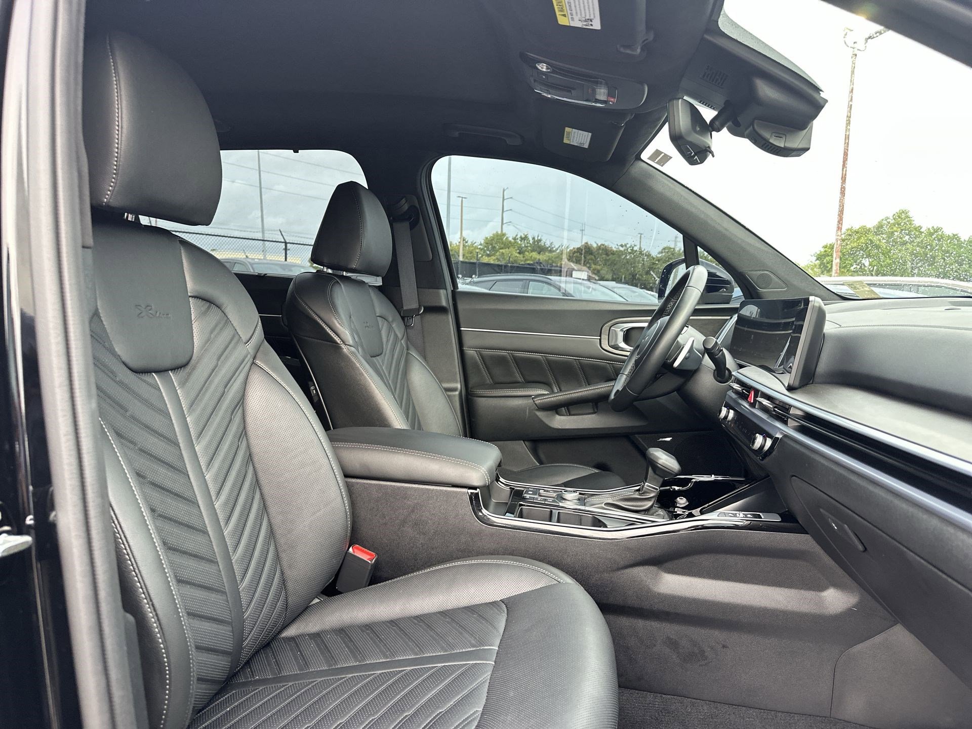 Certified 2024 Kia Sorento SX Prestige AWD/4WD image 23