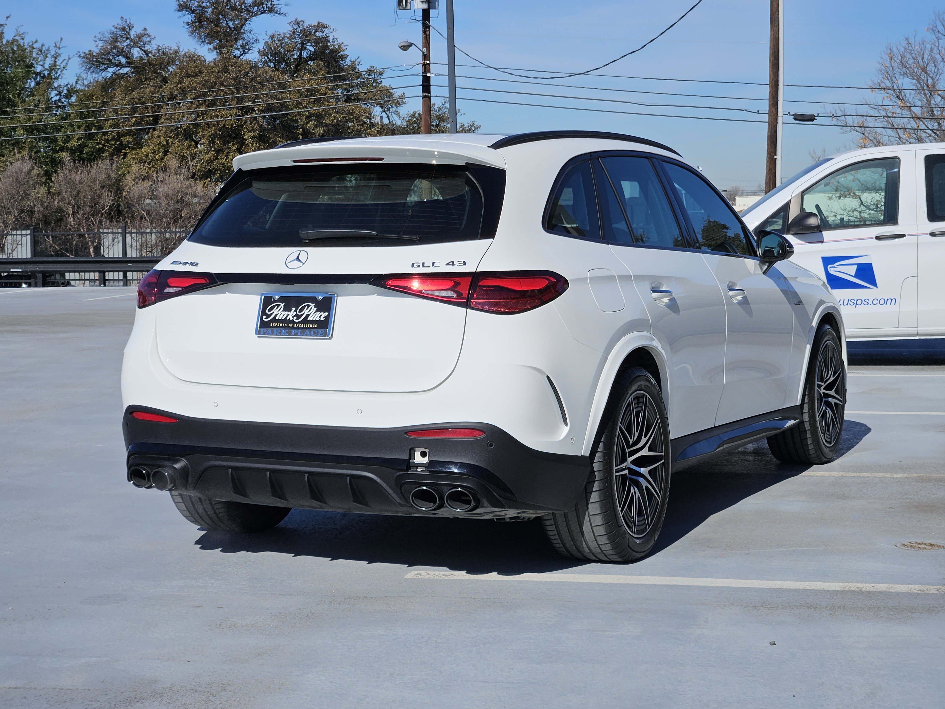 Used 2025 Mercedes-Benz GLC 43 AMG 4MATIC image 8