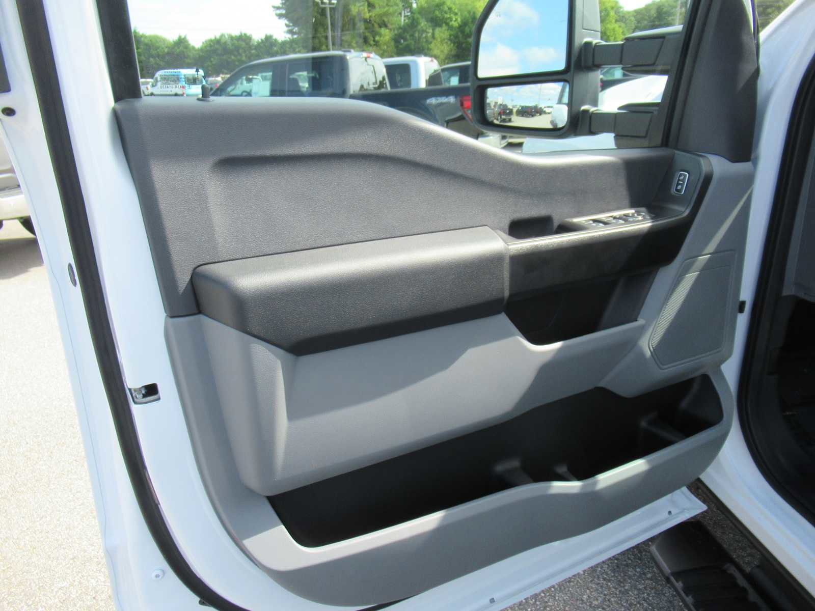 New 2026 Ford F350 XL w/ XL Off-Road Package image 18