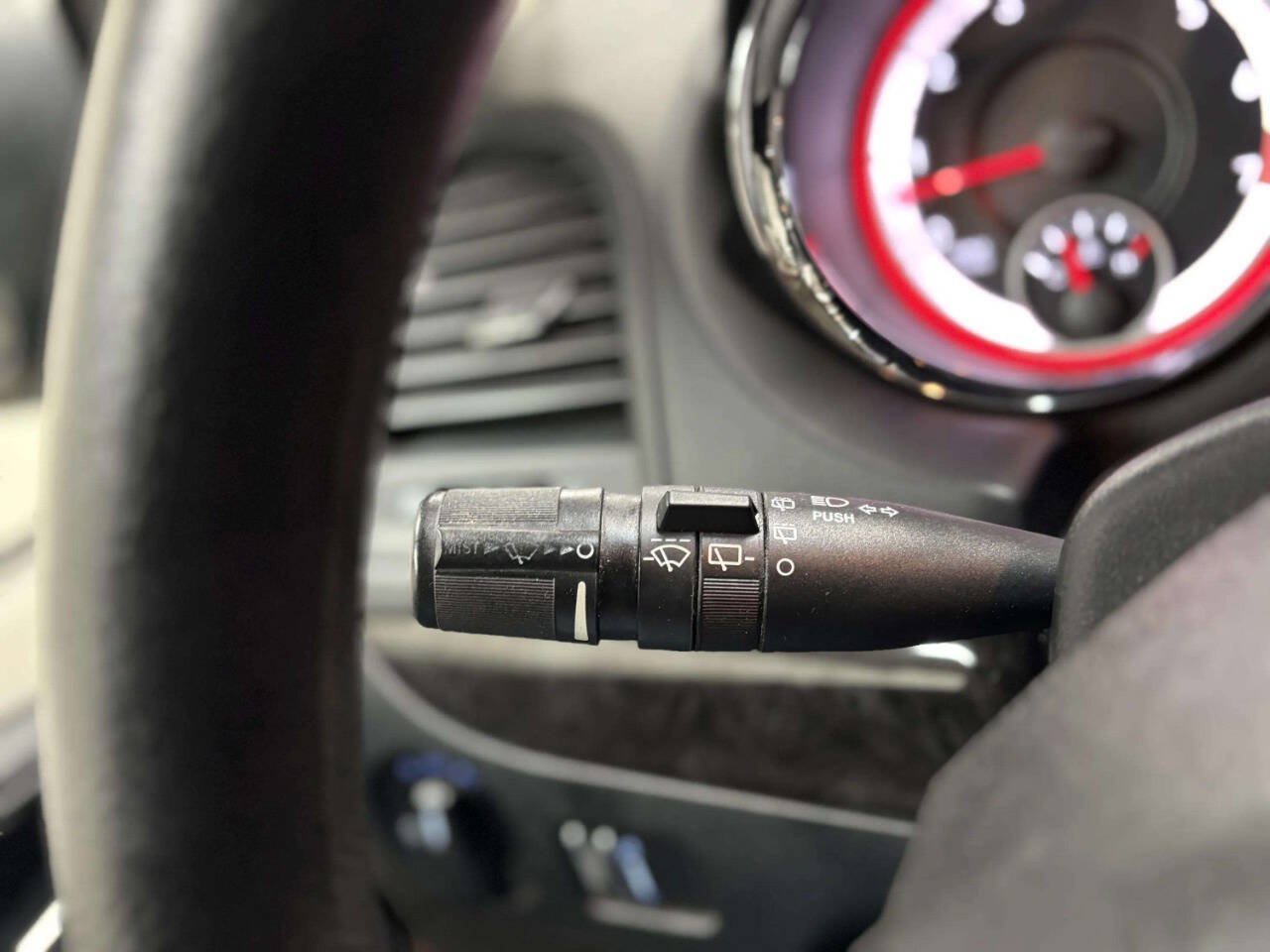 Used 2013 Dodge Grand Caravan SE FWD image 44