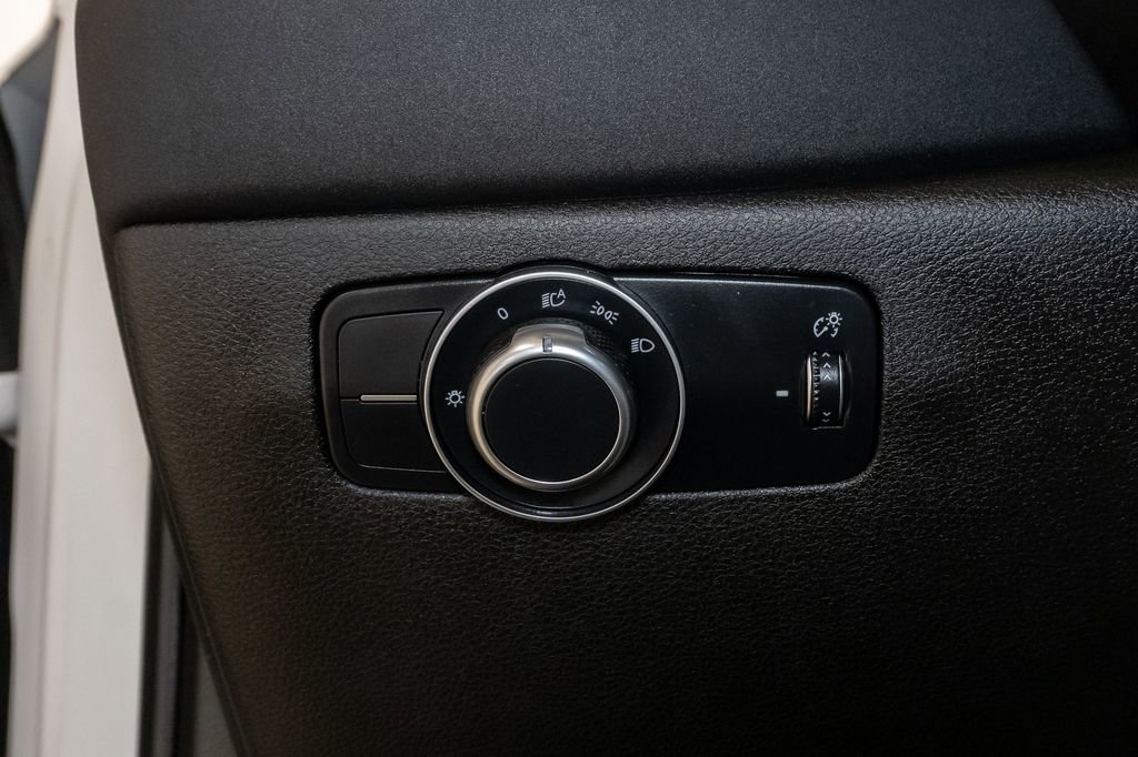 Used 2025 Alfa Romeo Tonale AWD/4WD image 15