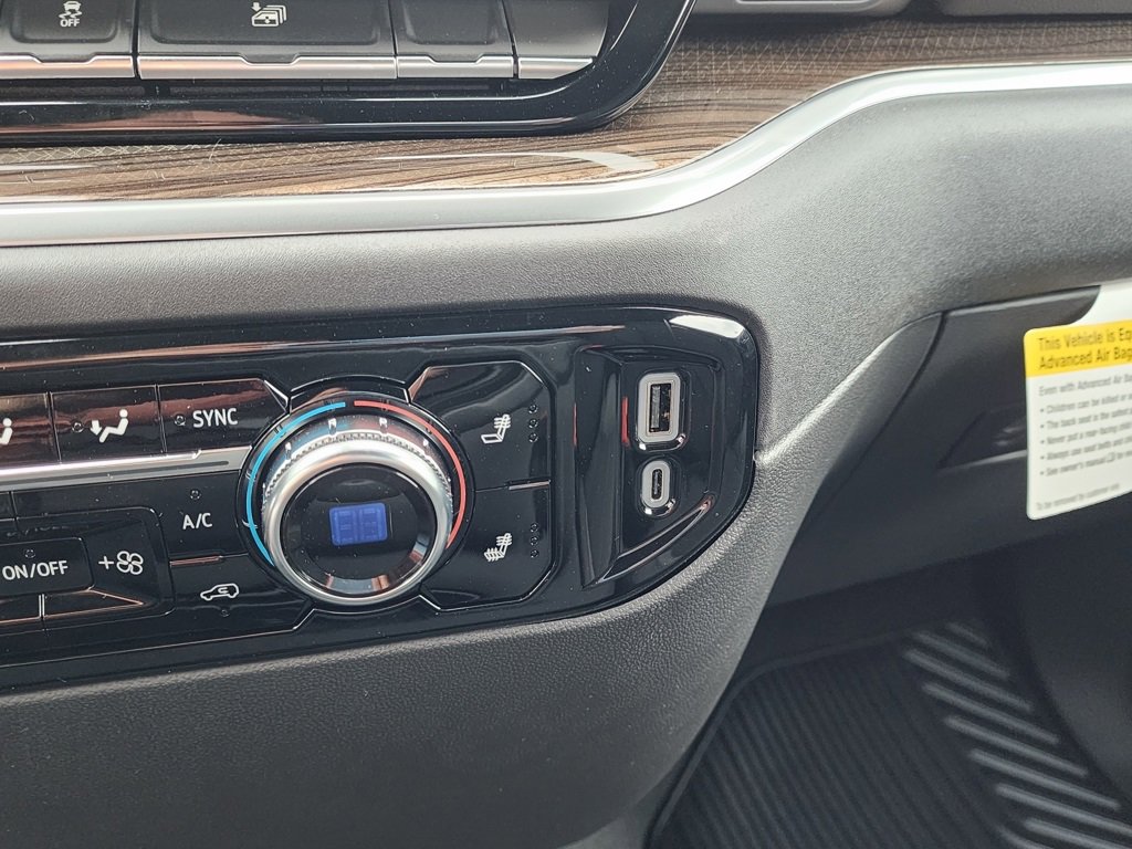 New 2026 GMC Sierra 1500 Elevation image 30