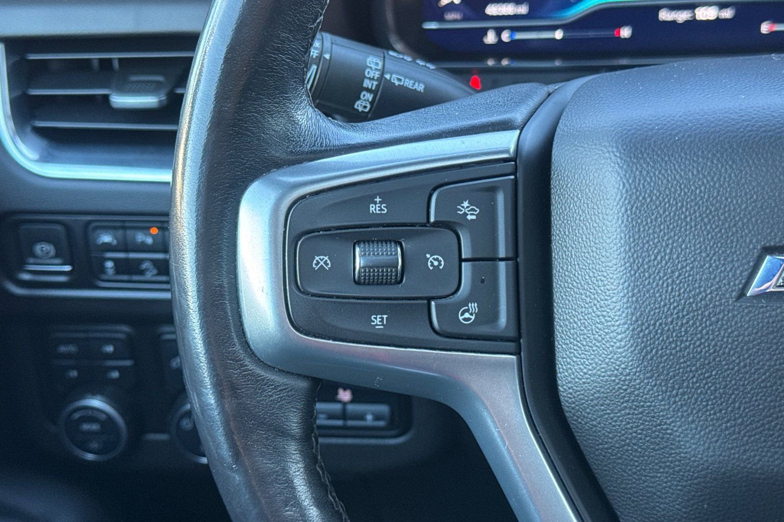 Used 2022 Chevrolet Tahoe Z71 w/ Off-Road Capability Package image 36