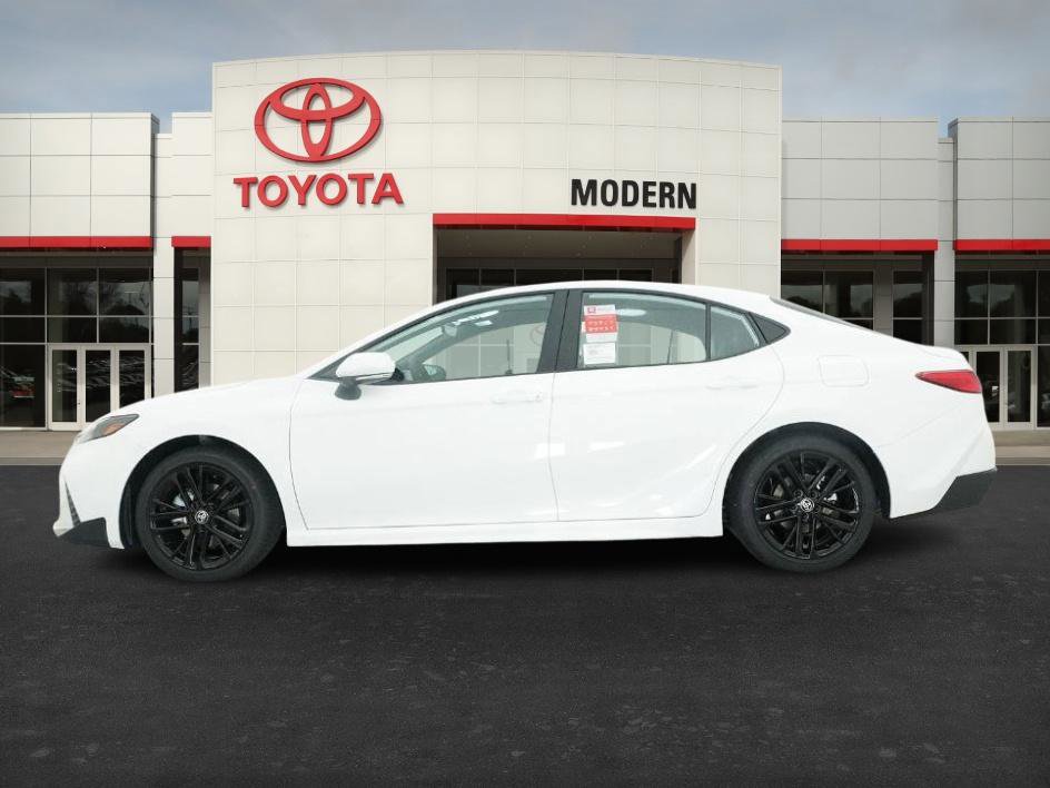 New 2026 Toyota Camry SE FWD image 9