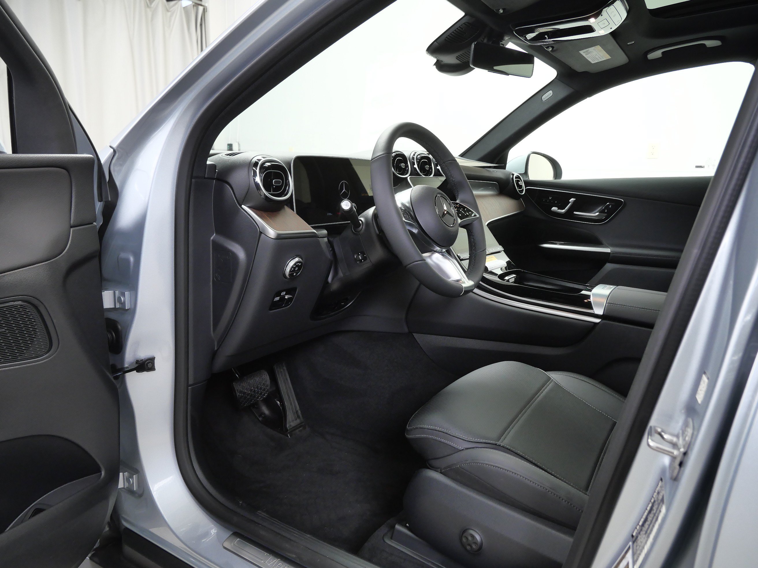 New 2026 Mercedes-Benz GLC 300 4MATIC image 7
