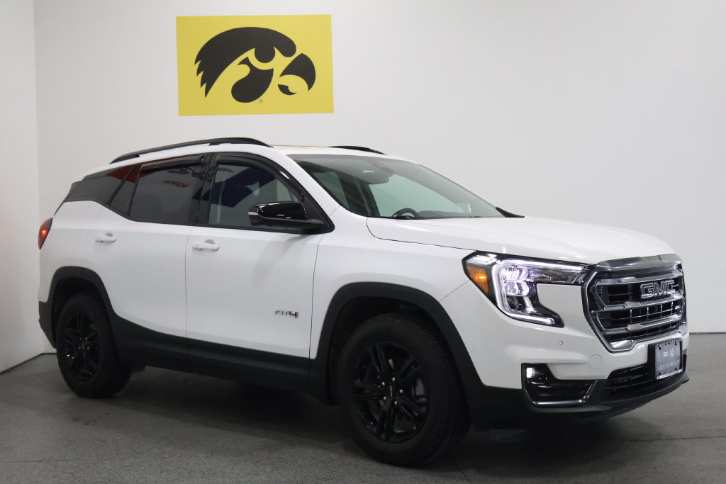 Used 2024 GMC Terrain AT4 w/ Infotainment Package II AWD/4WD image 6