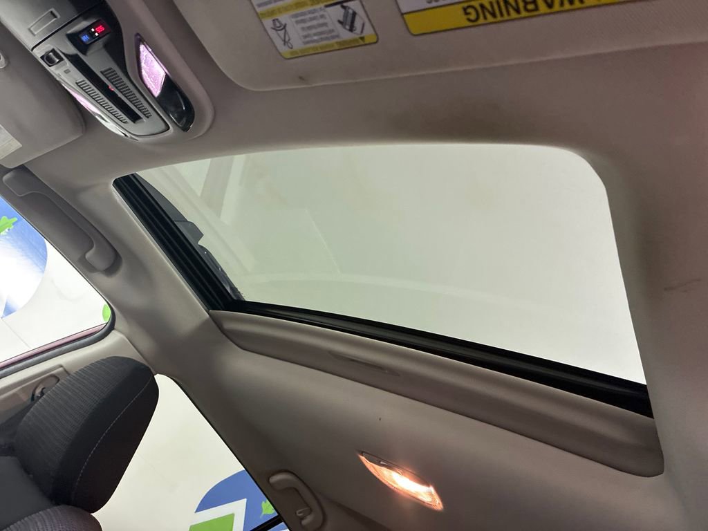 Used 2022 Subaru Outback Premium image 21