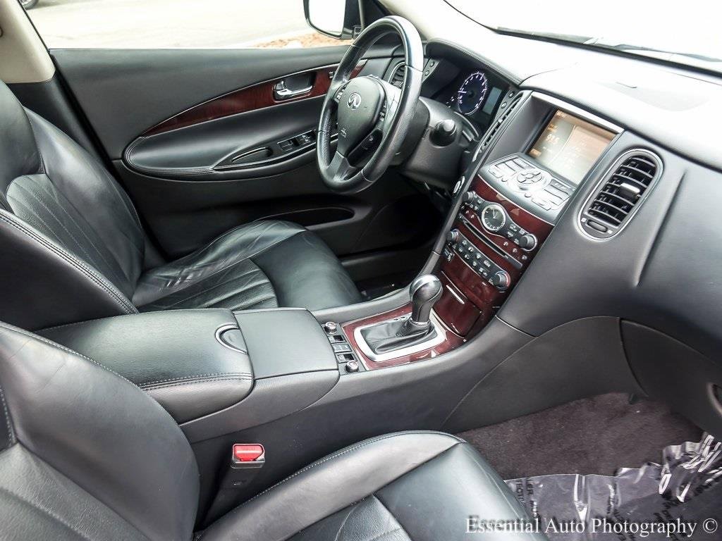 Used 2015 INFINITI QX50 Journey image 27