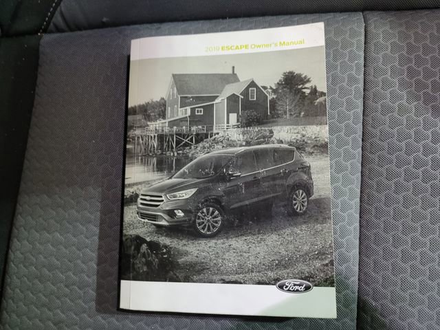 Used 2019 Ford Escape SE image 58