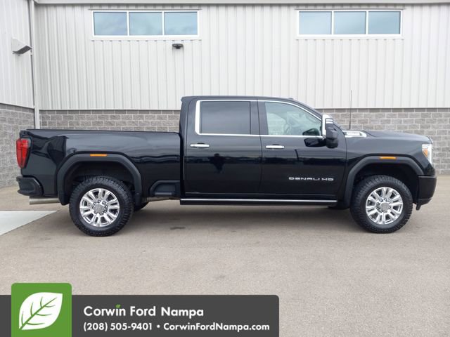 Used 2023 GMC Sierra 3500 Denali w/ Denali Ultimate Package image 2