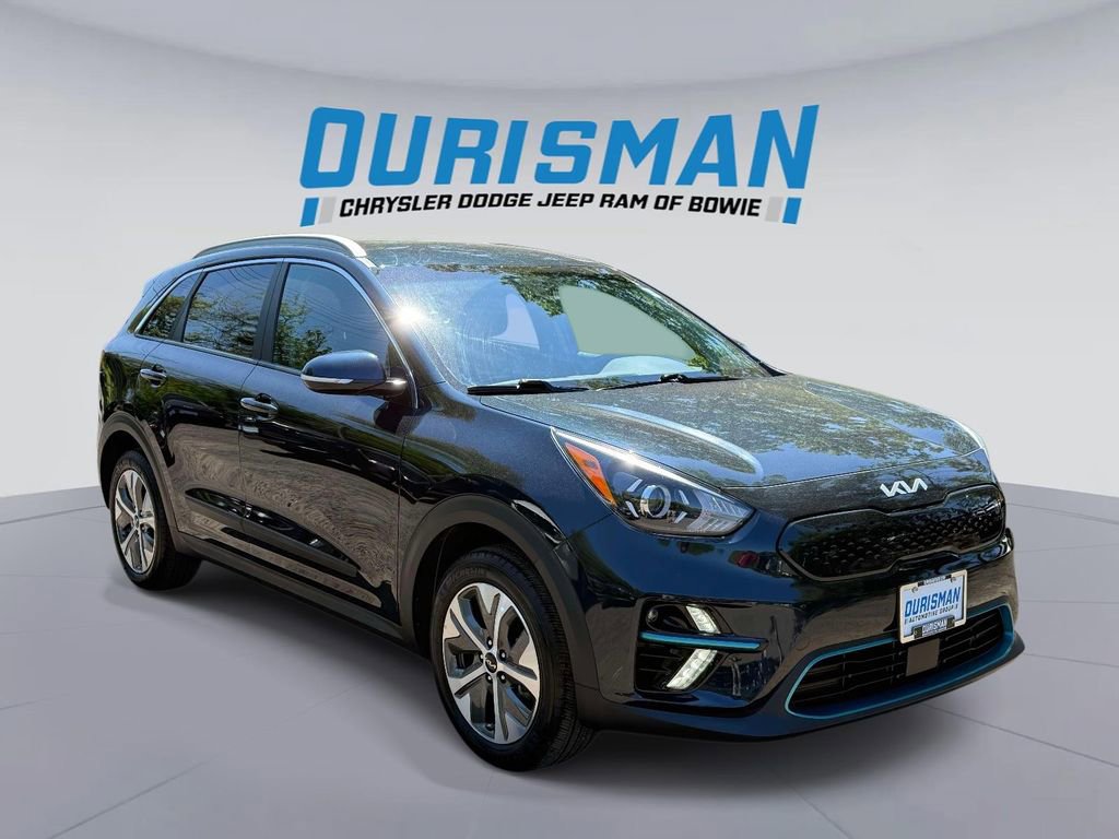 Used 2022 Kia Niro EX w/ Cold Weather Package