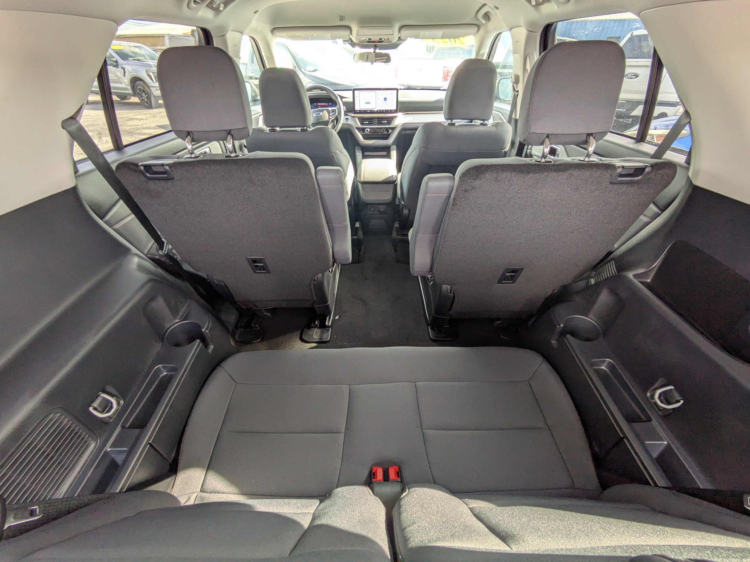 Used 2025 Ford Explorer Active image 14