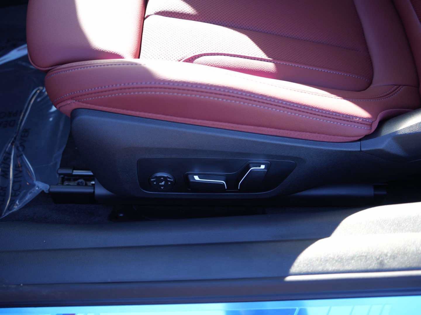 Used 2026 BMW M440i Convertible w/ M Carbon Exterior Package RWD image 11