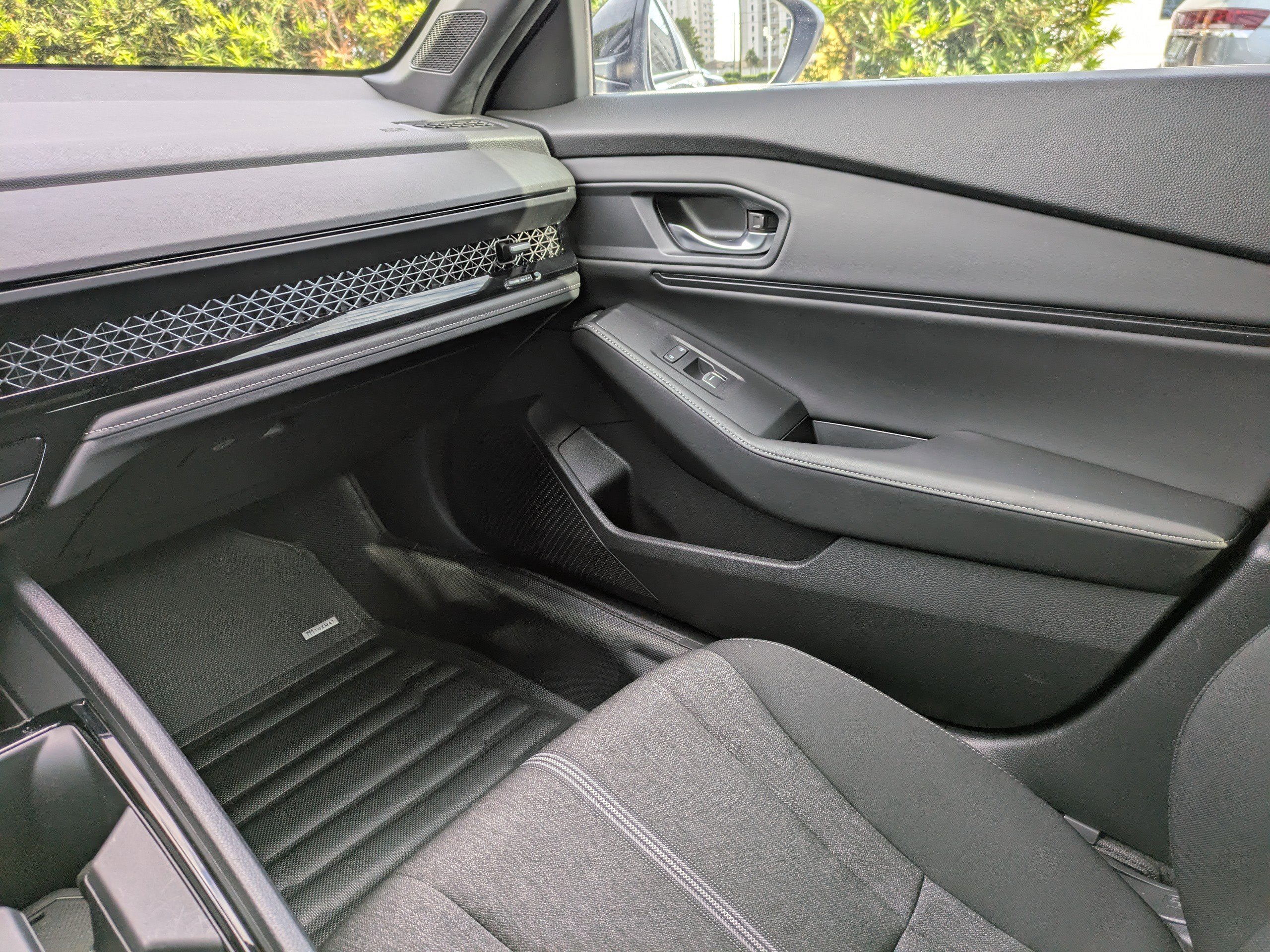 Used 2023 Honda Accord Sport image 15