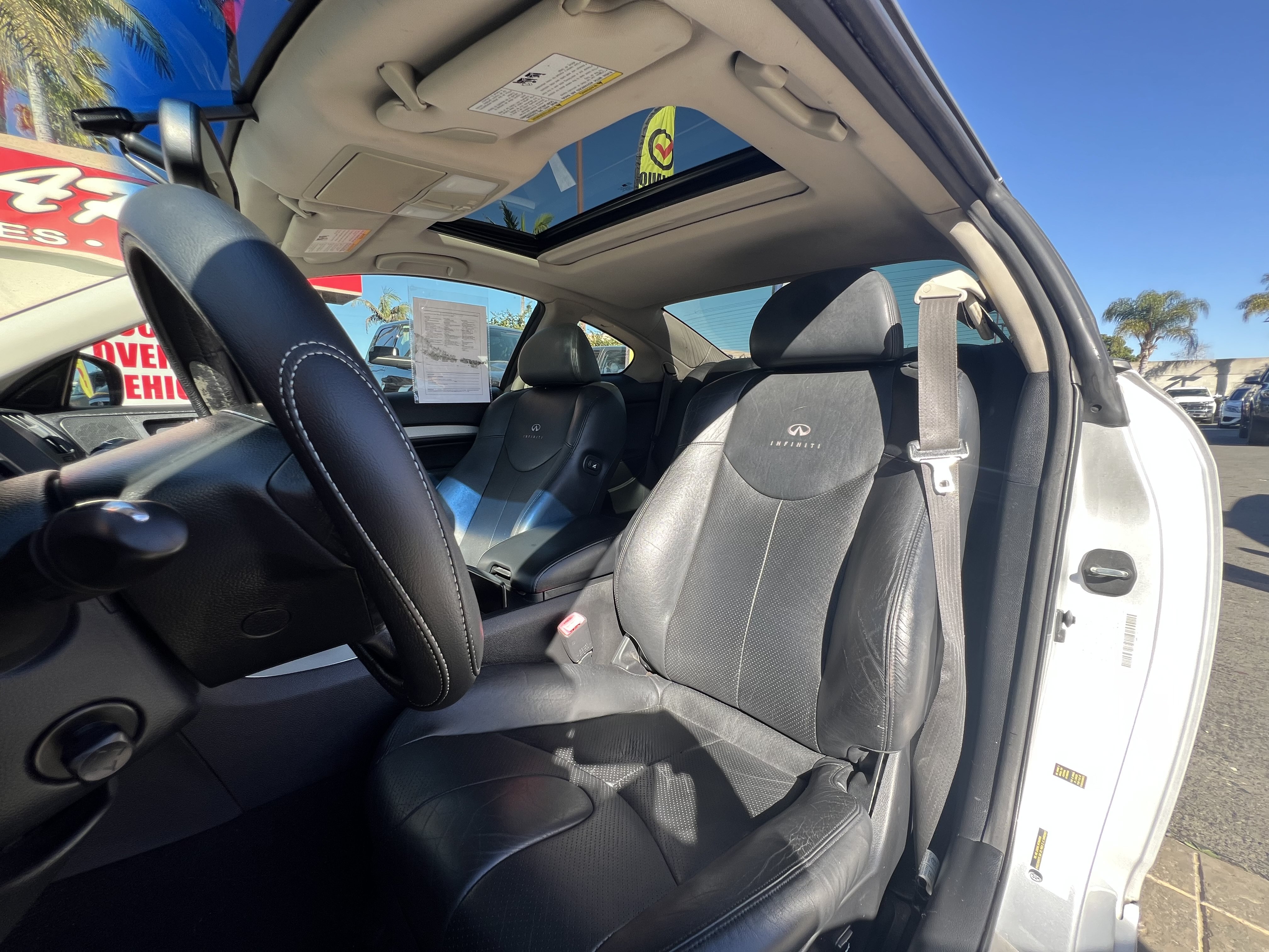 Used 2009 INFINITI G37 Journey w/ Premium Pkg RWD image 17