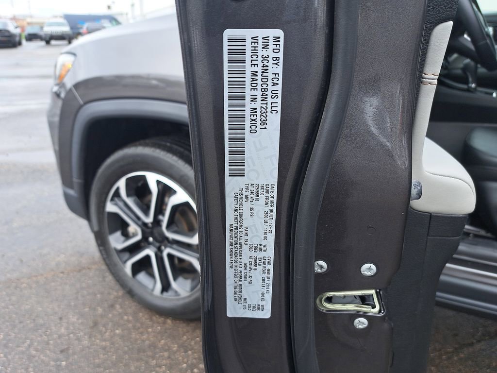 Certified 2022 Jeep Compass Limited AWD/4WD image 35